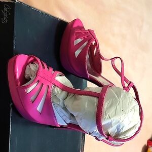 Women high heel shoes